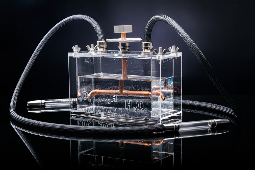 H2O4 first profi photo